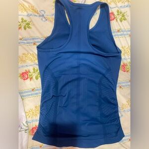 Athleta Deep Blue Sports Bra